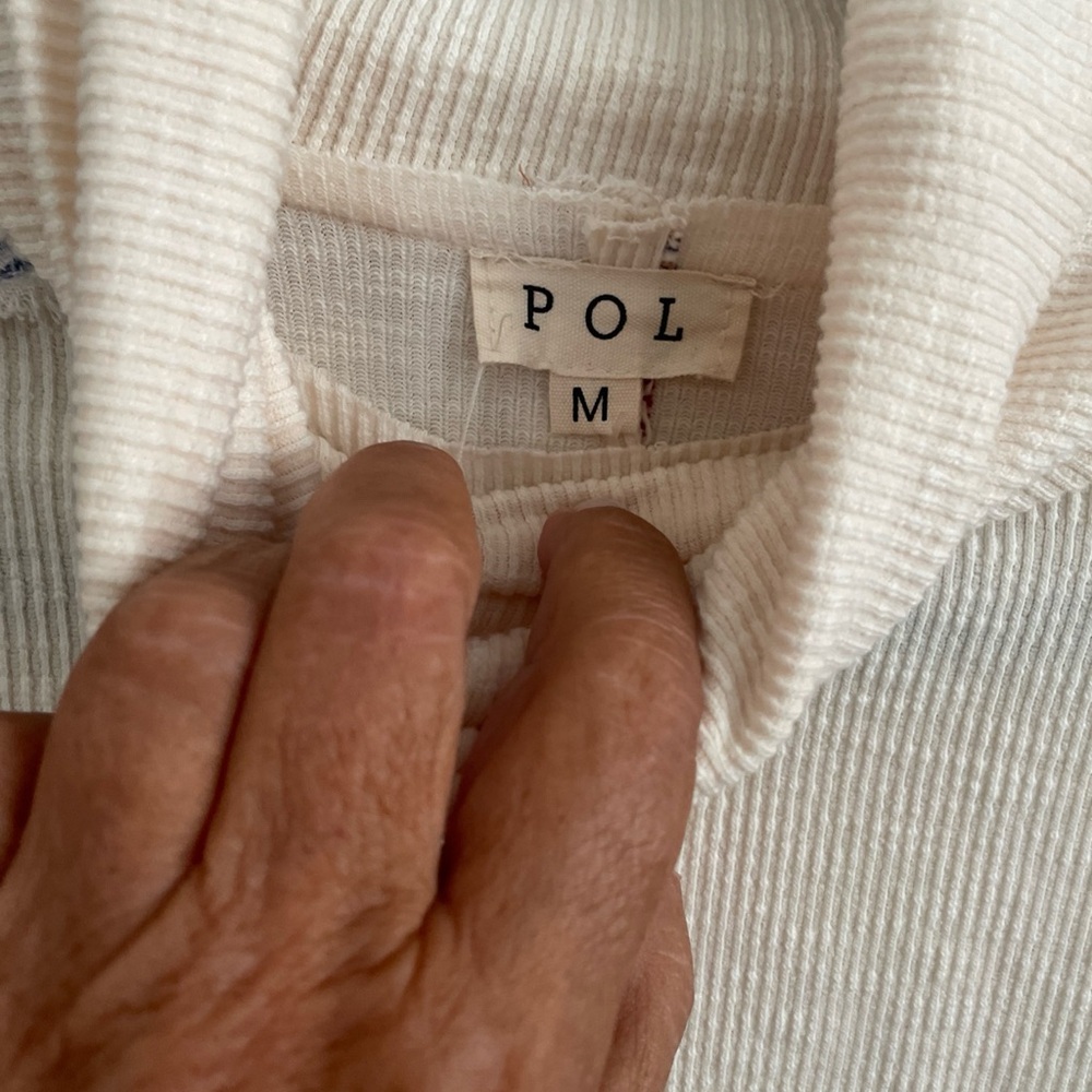 POL White and Plaid Long Sleeve Top - Picture 5 of 16